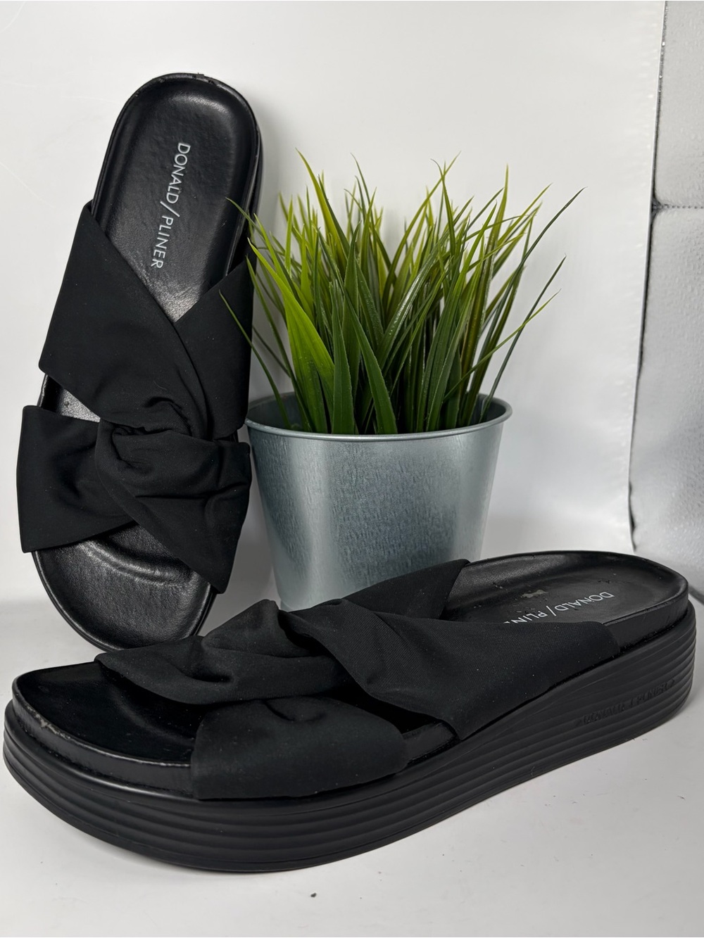 Donald J. Pliner Women's Folley Knotted Platform Slide Sandals Black Size 8